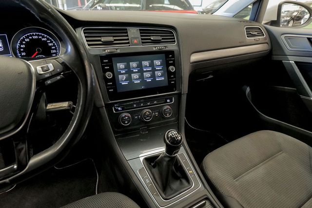 Volkswagen Golf   Advance 1.5 TSI EVO 96kW 130CV 
