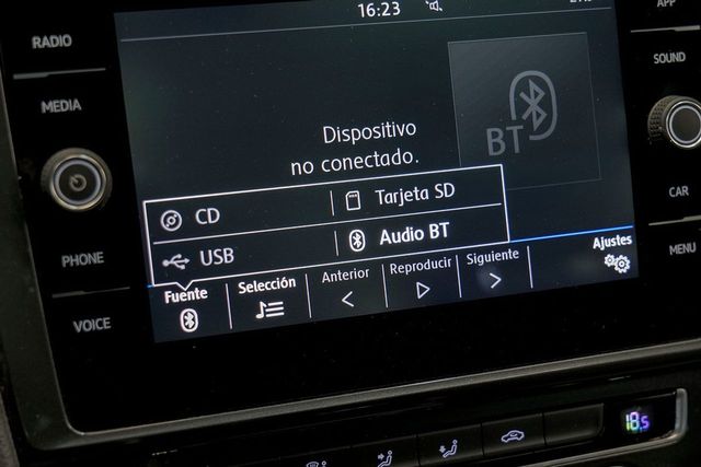 Volkswagen Golf   Advance 1.5 TSI EVO 96kW 130CV 
