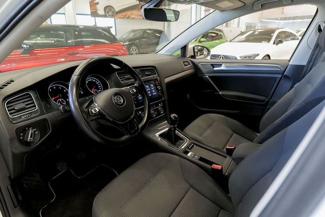 Volkswagen Golf   Advance 1.5 TSI EVO 96kW 130CV 