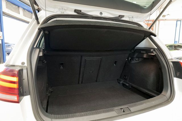 Volkswagen Golf   Advance 1.5 TSI EVO 96kW 130CV 