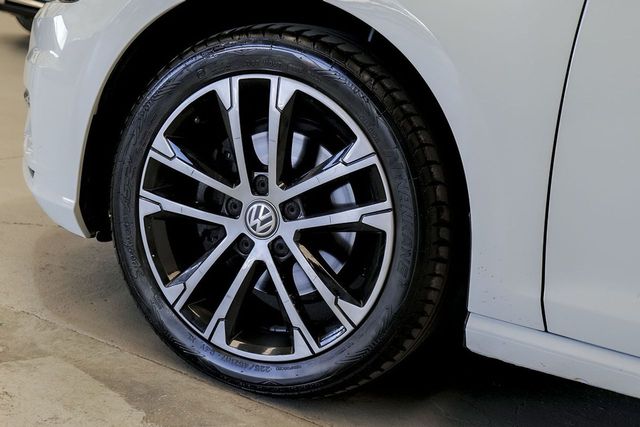 Volkswagen Golf   Advance 1.5 TSI EVO 96kW 130CV 