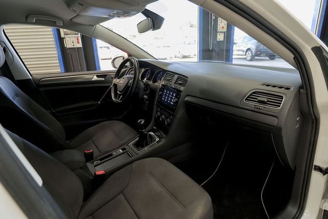 Volkswagen Golf   Advance 1.5 TSI EVO 96kW 130CV 