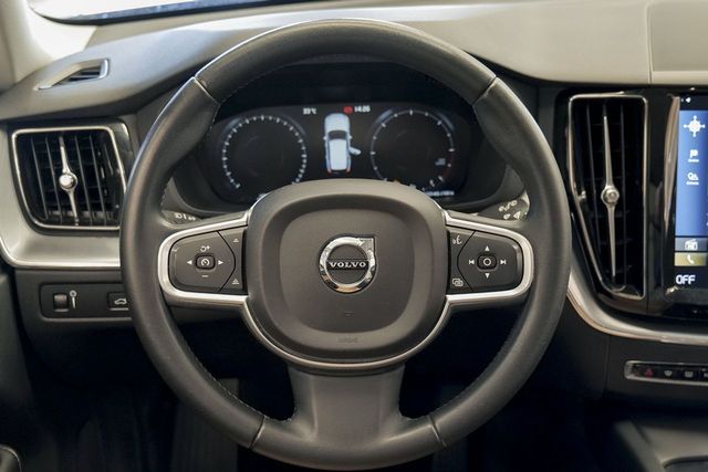 Volvo XC60   2.0 D4 Momentum Auto 