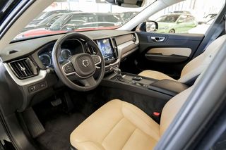 Volvo XC60   2.0 D4 Momentum Auto 