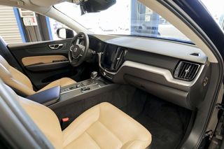 Volvo XC60   2.0 D4 Momentum Auto 