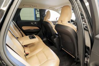 Volvo XC60   2.0 D4 Momentum Auto 