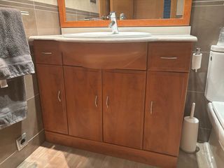 Mueble baño con espejo - Madera