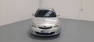 Opel Astra 2011