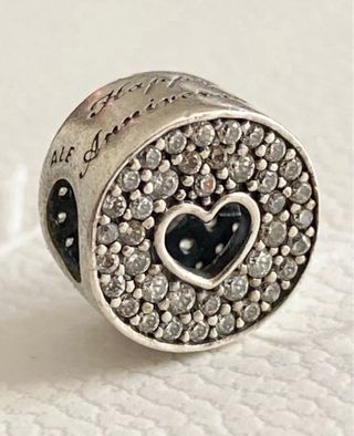Charm Pandora ORIGINAL Corazon
Brillante Bola Amor
