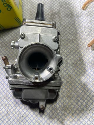 Carburador Mikuni TM24 Racing