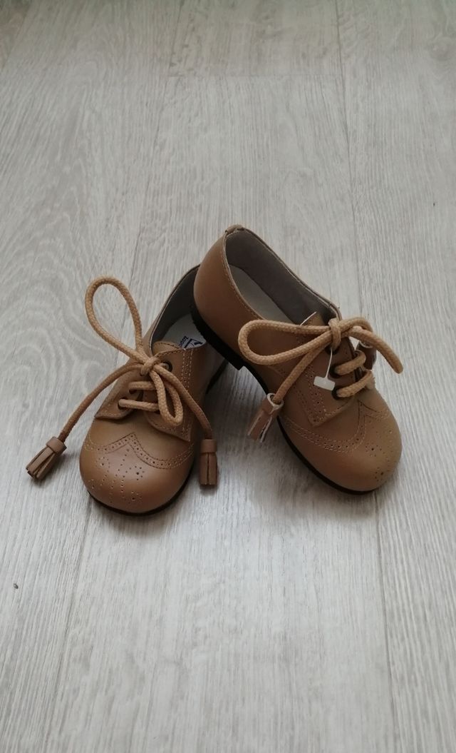 Zapatos bebé piel, marrones