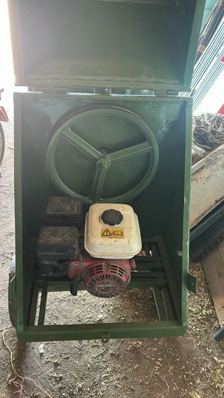 Hormigonera pequeña - motor Honda