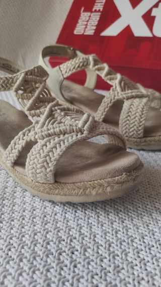 Sandalias XTI beige