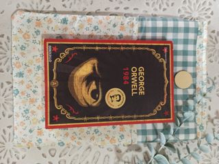 Funda porta-libros | Tejido floral y vichy