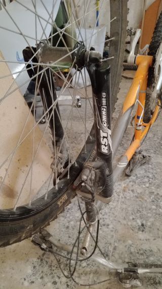 Bicicleta montaña/ciudad RST Omni
