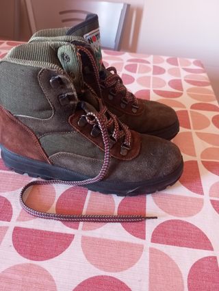 Botas montaña Nº36 - Marrón-Verde