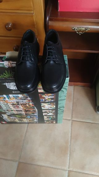 Zapatos negros cordones nº 37