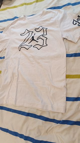 Camiseta Jordan 23 blanca talla 13-15 años