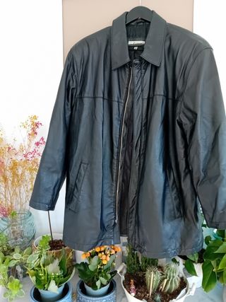 Abrigo piel negro 4XL (52-62)