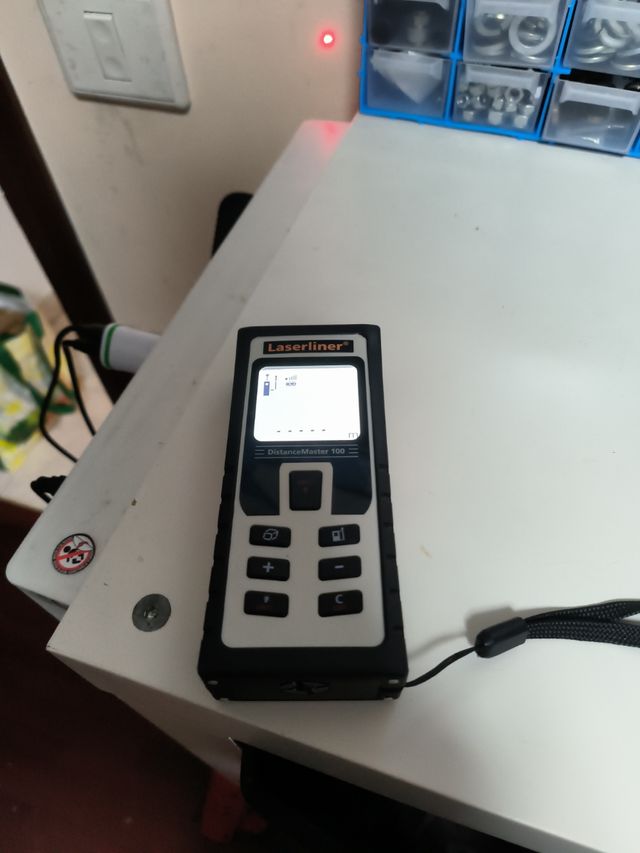 Laserliner DistanceMaster 100