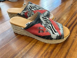 Sandalias cuña Alma Salvaje