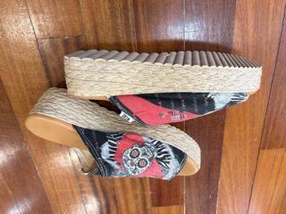 Sandalias cuña Alma Salvaje