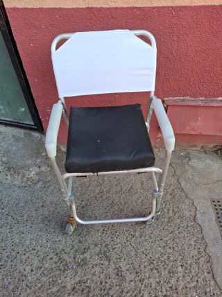 Silla inodoro aluminio con ruedas