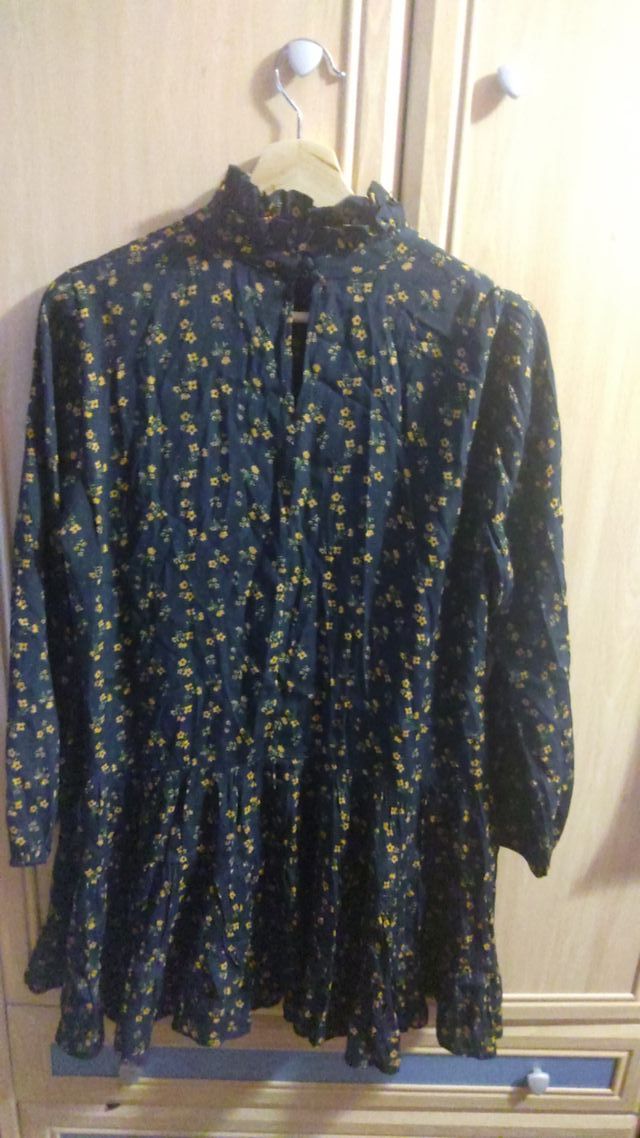 Vestido Zara flores - M