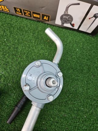 Bomba manual Vorel - 15 l/min