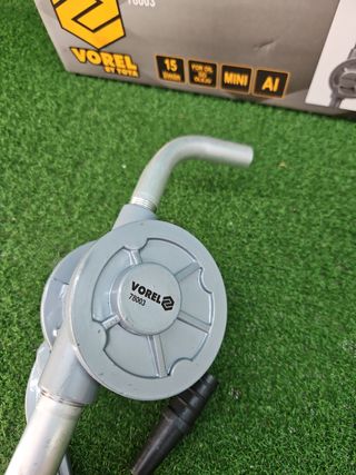 Bomba manual Vorel - 15 l/min