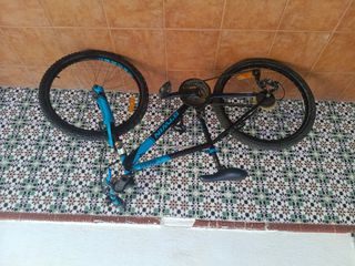 Bicicleta B'Twin montaña,rockrider 500 