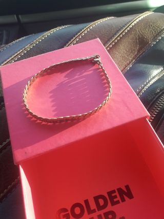 Pulsera eslabón dorado