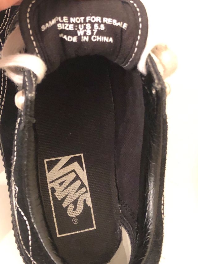 VANS - zapatillas negras bordadas W5,5/38,5