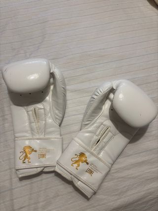 Guantes boxeo Leone blancos