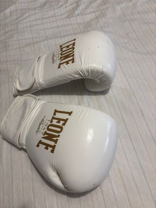 Guantes boxeo Leone blancos