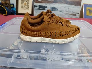 Nike Mayfly Woven  8 US 41 EUR