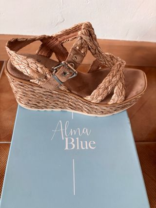 Sandalias de esparto en caja original