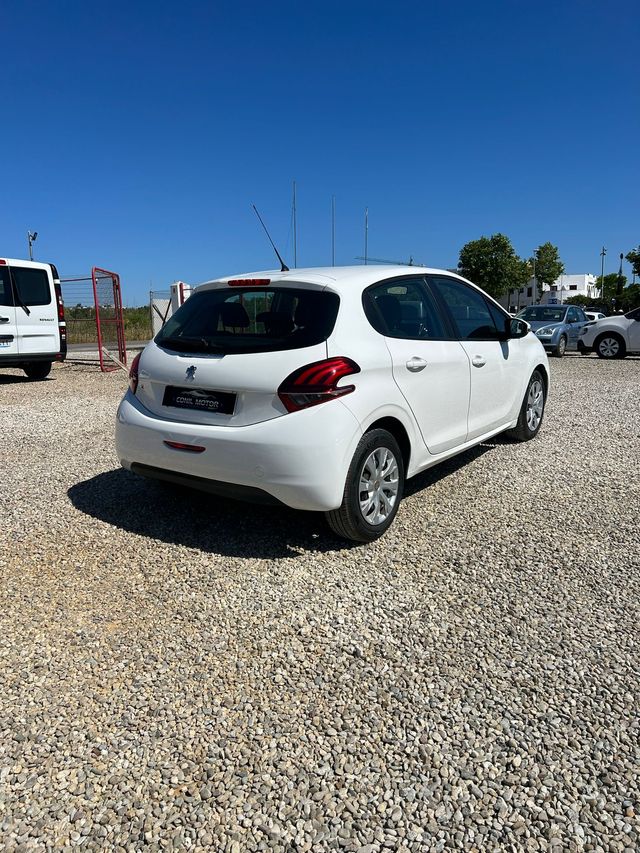 Peugeot 208 2018