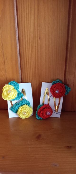 Horquillas flores crochet