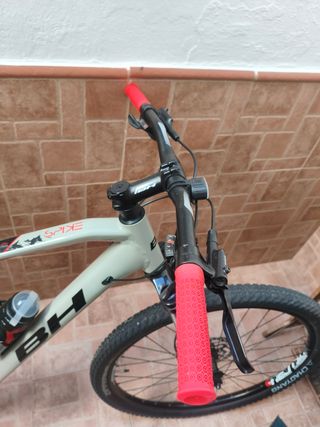 Bicicleta BH Spike montaña