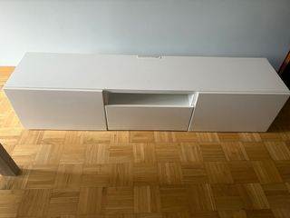 Armario TV blanco