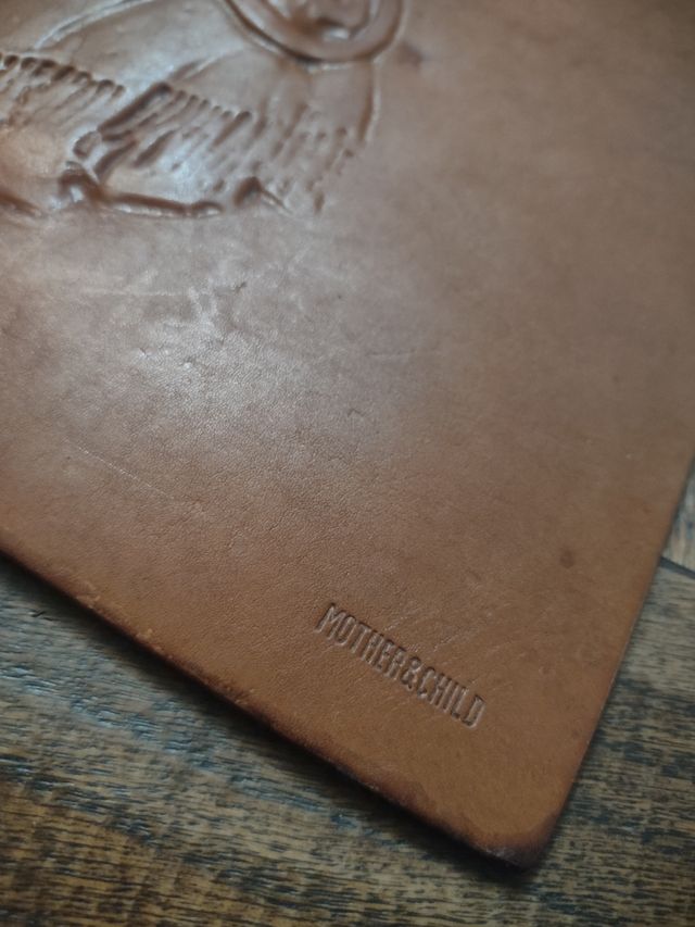 Cuero repujado: Decoración pared