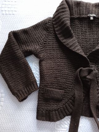 Chaqueta Marron.Massimo Dutti.
T L. 34.