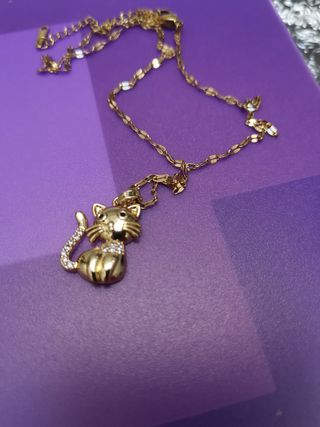 Collar gato dorado
