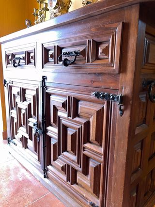 Mueble castellano antiguo