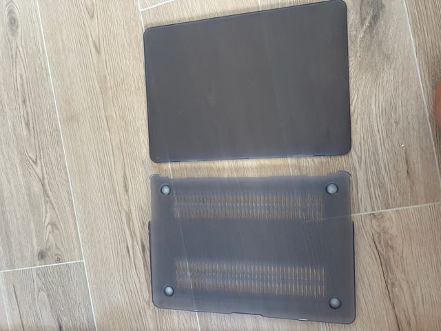 Funda MacBook Air 13" gris oscuro 