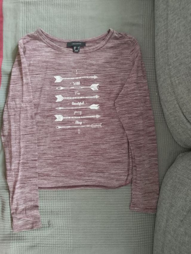 Camiseta Primark burdeos- M