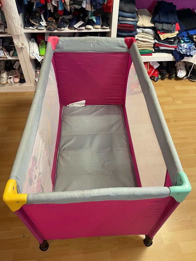 Cuna viaje Minnie Mouse