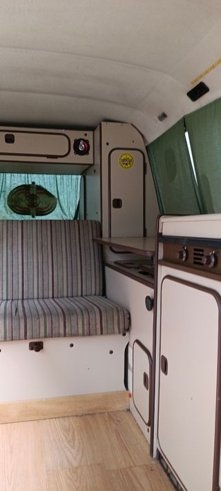 Volkswagen Caravelle 1989