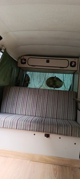 Volkswagen Caravelle 1989